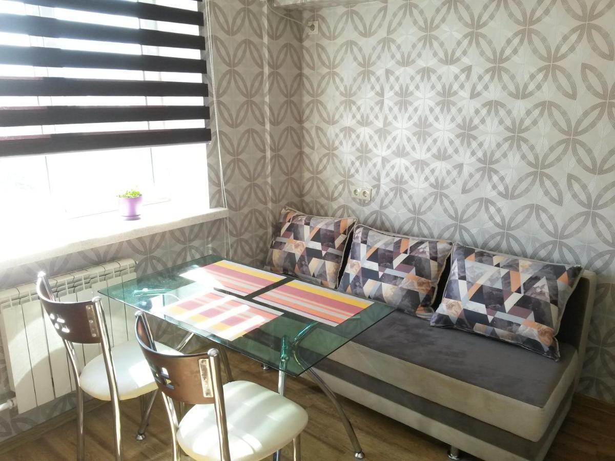 "Картина Горных Вершин" Квартира- "Mountain View" Apartment الماتي المظهر الخارجي الصورة